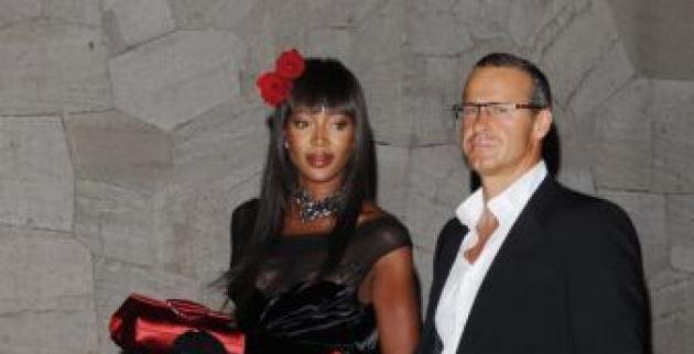 «Γυναίκες-τρόπαια» στα δίχτυα των κροίσων-Εκείνοι έχουν το χρήμα και εκείνες τη γοητεία [εικόνες] | iefimerida.gr 0