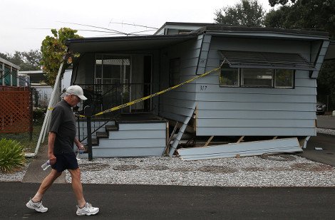 Σε κατάσταση εκτάκτου ανάγκης η Καλιφόρνια μετά τον ισχυρό σεισμό των 6 Ρίχτερ [εικόνες & βίντεο] | iefimerida.gr 4