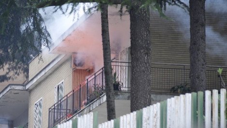 Εμπόλεμη ζώνη η Νάπολι: Κρανοφόροι δημιούργησαν επεισόδια στην πορεία κατά της Ευρωπαϊκής Κεντρικής Τράπεζας [βίντεο & εικόνες] | iefimerida.gr 6