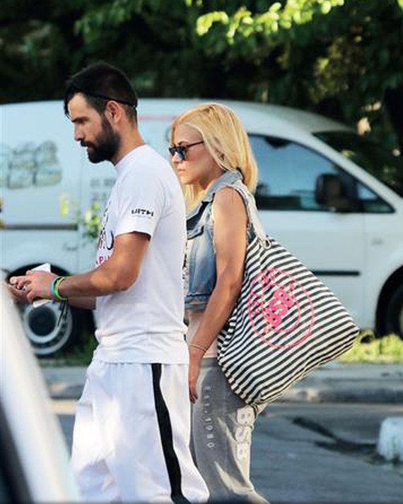 Νέο καυτό ζευγάρι στη showbiz: Παρουσιάστρια η νέα σύντροφος του Μουρούτσου [εικόνες] | iefimerida.gr 0
