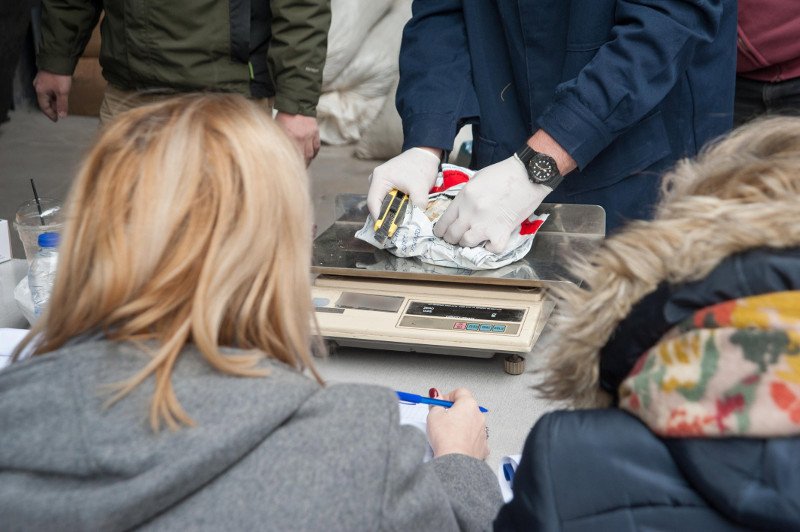 Πού καταλήγουν τα ναρκωτικά που έχουν κατασχεθεί από την ΕΛ.ΑΣ -Στη φωτιά κάνναβη και κοκαΐνη [εικόνες & βίντεο] | iefimerida.gr 3