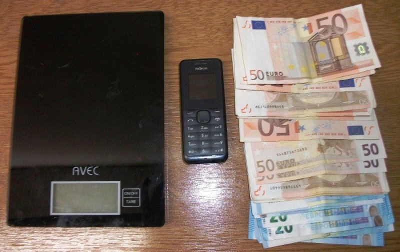 26χρονος συνελήφθη στον Κολωνό με 25 κιλά κάνναβη [εικόνες] | iefimerida.gr 1