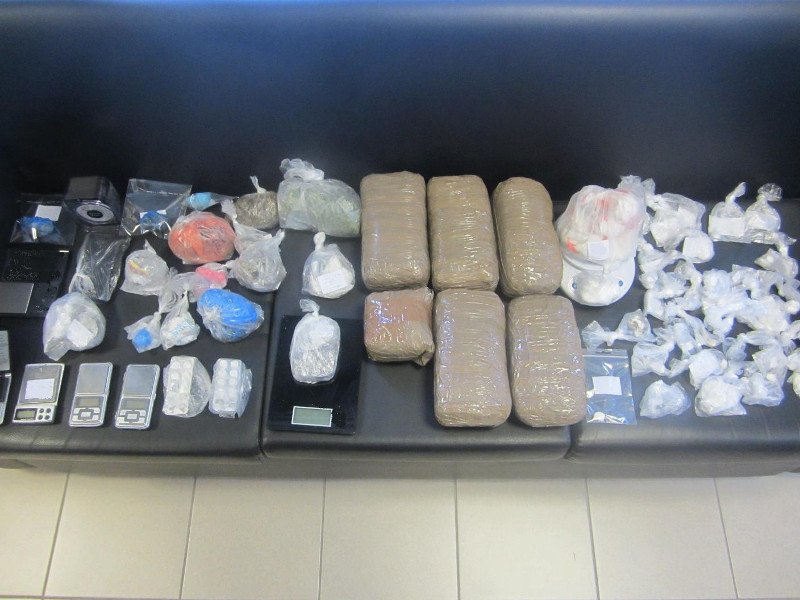 Η ΕΛ.ΑΣ. εξάρθρωσε 2 εγκληματικές οργανώσεις για διακίνηση ναρκωτικών [εικόνες] | iefimerida.gr 0