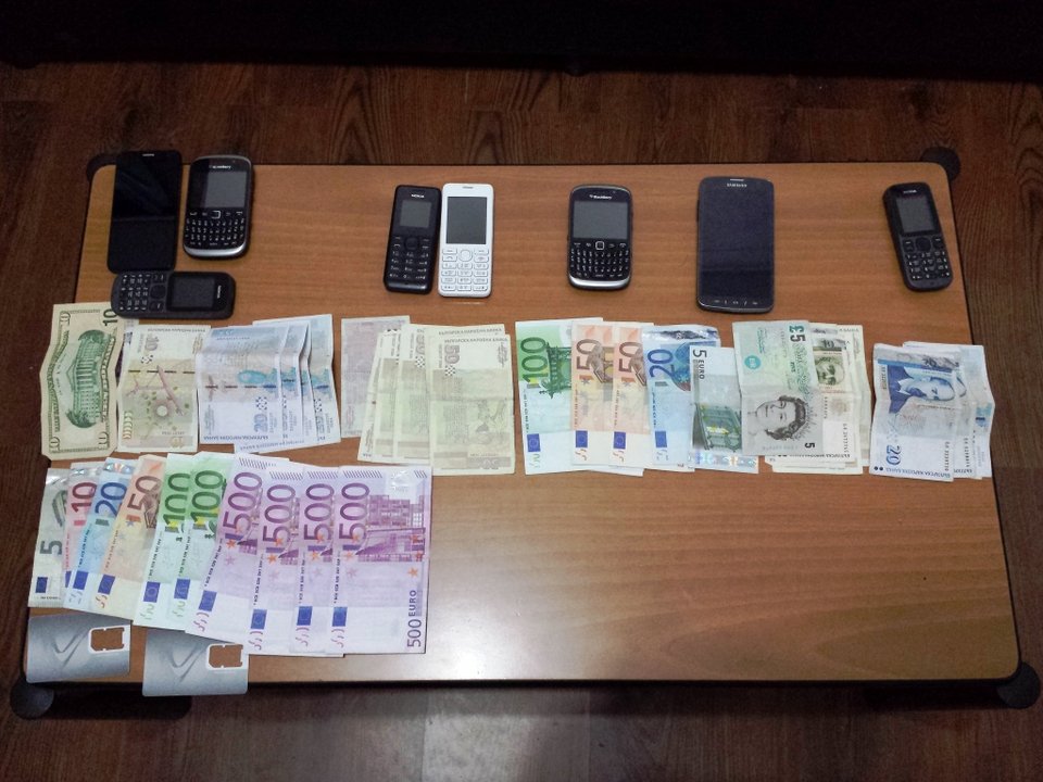 Χειροπέδες σε 6 άτομα που μετέφεραν 50 κιλά ηρωίνης με μία βάρκα -Πώς διακινούσαν ναρκωτικά από την Τουρκία [εικόνες] | iefimerida.gr 1