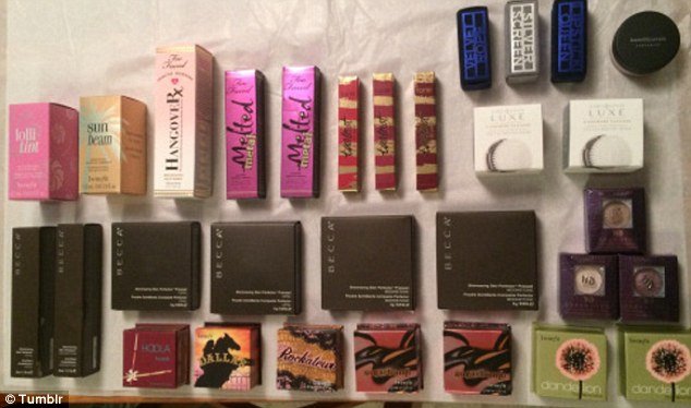 Ξέφυγαν οι γυναίκες στο Tumblr -Κλέβουν πολυτελή προϊόντα και τα ποστάρουν [εικόνες] | iefimerida.gr 6