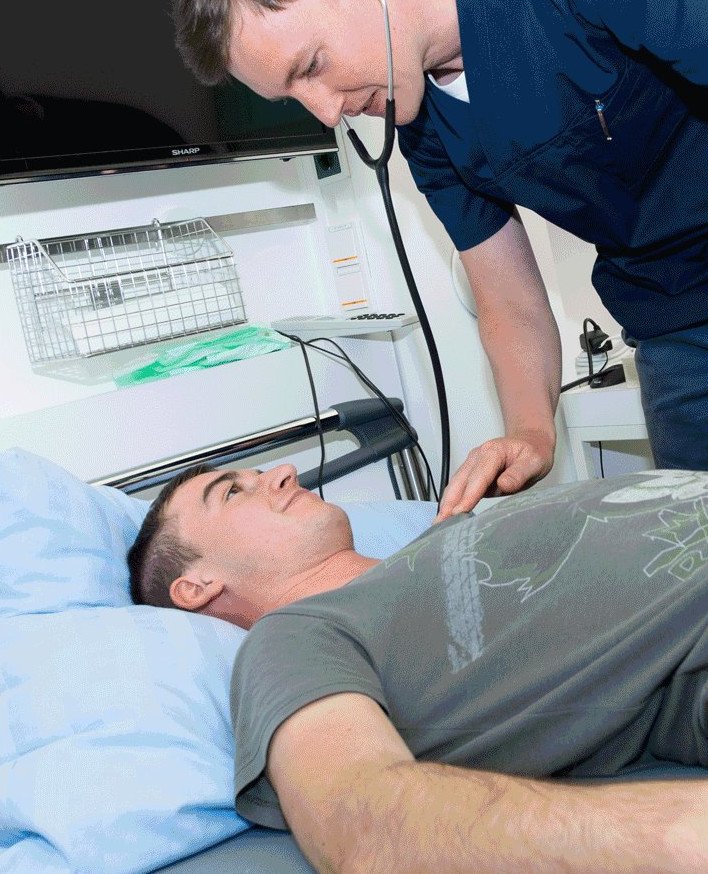 Τρελό πείραμα: 60 μέρες ανάσκελα στο κρεβάτι με το κεφάλι κάτω και τα πόδια ψηλά [εικόνες] | iefimerida.gr 3