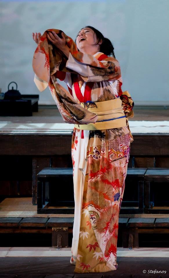 Aυτές είναι οι ο πρώτες εικόνες από τα εξαίσια κοστούμια και σκηνικά της Μαντάμα Μπατττερφλάι [εικόνες] | iefimerida.gr 0