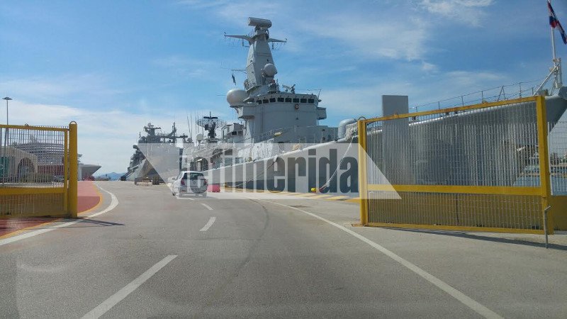 Τα πληρώματα του ΝΑΤΟ ξεκουράζονται στον Πειραιά [εικόνες] | iefimerida.gr 9