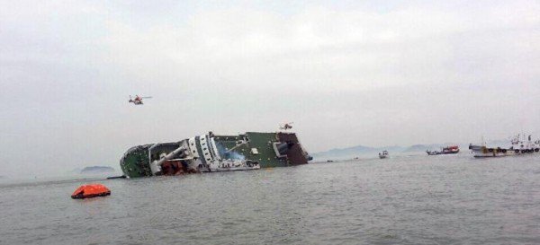 Ναυάγιο πλοίου γεμάτο μαθητές στα ανοιχτά Νότιας Κορέας -Δύο νεκροί και 100 αγνοούμενοι [βίντεο & εικόνες] | iefimerida.gr 1