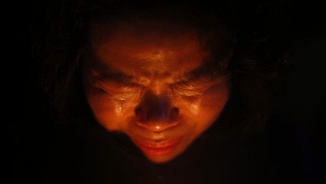 Σπαρακτικό -Δύο παιδιά από το ναυάγιο στη Νότια Κορέα είχαν δεθεί μεταξύ τους με τα κορδόνια τους για να μην χωρίσουν [εικόνες] | iefimerida.gr 0