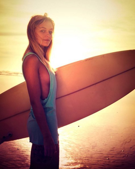 Σε αυτή την καλλονή ναυαγοσώστρια έκαναν καντάδα οι Ιρλανδοί στο Euro [εικόνες] | iefimerida.gr 0