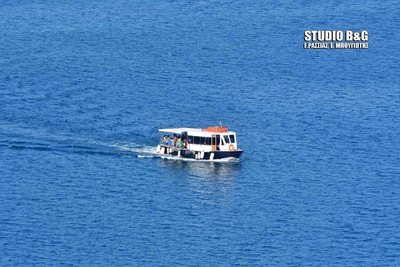 Στο Ναύπλιο «έδεσε» υπερπολυτελές κρουαζιερόπλοιο λόγω απεργίας της ΠΝΟ [εικόνες & βίντεο] | iefimerida.gr 3