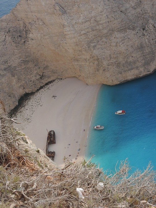 Κίνδυνος για το «Ναυάγιο» της Ζακύνθου -Στο έλεος της διάβρωσης και της φθοράς [εικόνες] | iefimerida.gr 2