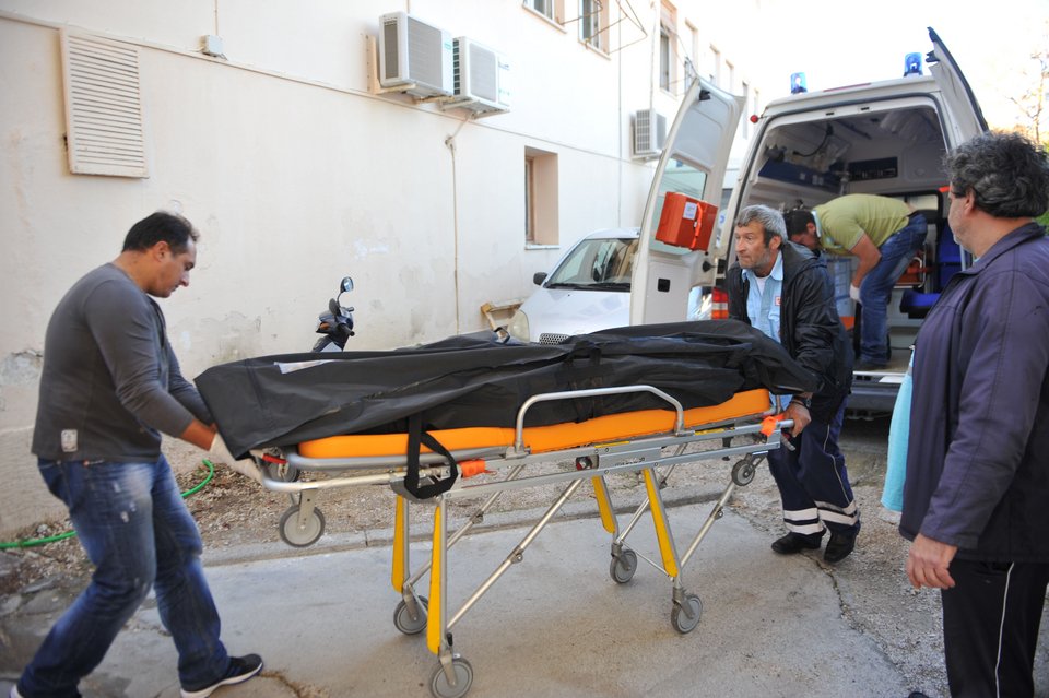 Τραγωδία με μετανάστες ανοιχτά της Λευκάδας -Δώδεκα νεκροί [εικόνες] | iefimerida.gr 1