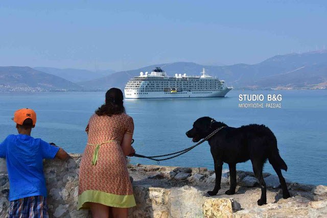 Στο Ναύπλιο το πιο υπερπολυτελές κρουαζιερόπλοιο στον κόσμο [εικόνες & βίντεο] | iefimerida.gr 2