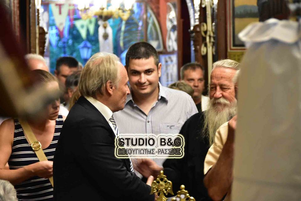 Τραγική ειρωνεία: Ο υποπλοίαρχος Πανανάς μπήκε τελευταία στιγμή στο ελικόπτερο που συνετρίβη [εικόνες] | iefimerida.gr 3