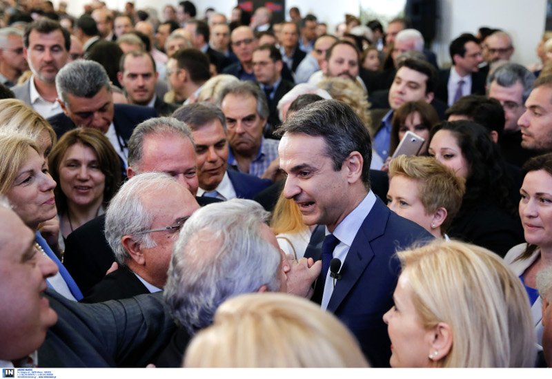 Μητσοτάκης στους πολίτες που έκαναν αίτηση για το Μητρώο Στελεχών: Θα προχωράνε οι καλύτεροι [εικόνες] | iefimerida.gr 0