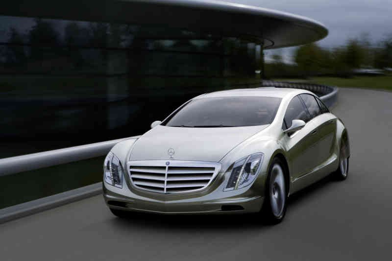 Nέα Mercedes S-Class: High tech και με μακριές εκδόσεις κλείνει το μάτι στους Κινέζους | iefimerida.gr 2