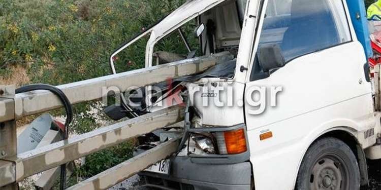 Σοκαριστικό τροχαίο στην Κρήτη – Τα κιγκλιδώματα διαπέρασαν φορτηγάκι [εικόνες] | iefimerida.gr 1