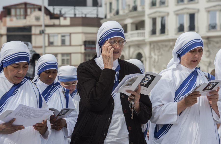 Oι Αμερικανοί τίμησαν τη μνήμη των θυμάτων της 11ης Σεπτεμβρίου [εικόνες] | iefimerida.gr 1