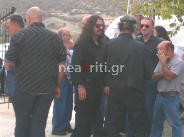 Κρήτη: Κηδεύτηκε ο Στυλιανός Παττακός, παρουσία στελεχών της Χρυσής Αυγής [εικόνες] | iefimerida.gr 0