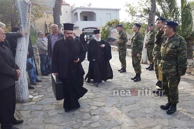 Αβάσταχτη οδύνη στην κηδεία του υποστράτηγου Γ. Τζανιδάκη [εικόνες] | iefimerida.gr 6