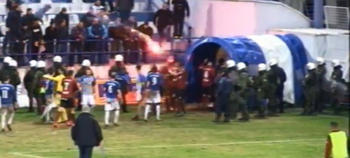 Επεισόδια και ξύλο στη Νεάπολη, στο ντέρμπι Ιωνικός-Προοδευτική [εικόνες & βίντεο] | iefimerida.gr 3