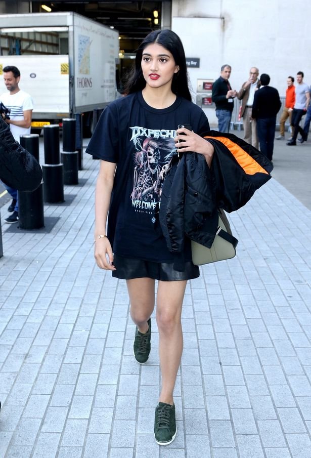 Νίλαμ Γκιλ: Η Ινδή θύμα bullying που κατέκτησε την Burberry [εικόνες] | iefimerida.gr 6