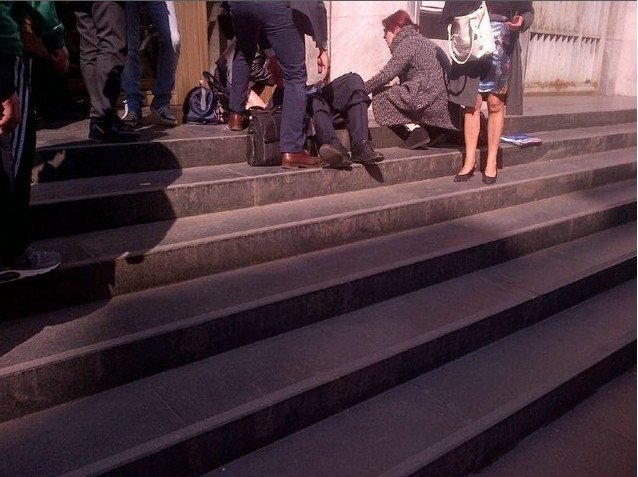 Τρόμος σε δικαστήριο του Μιλάνου: Τέσσερις νεκροί από πυροβολισμούς [εικόνες & βίντεο] | iefimerida.gr 1