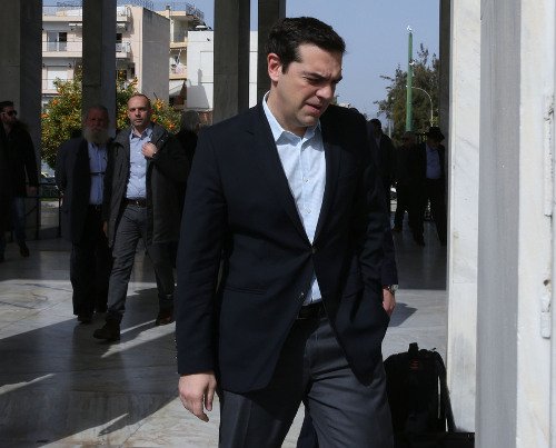 Το τελευταίο αντίο στον Νίκο Κούνδουρο -Παρουσία του Αλέξη Τσίπρα [εικόνες] | iefimerida.gr 11