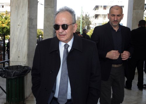 Το τελευταίο αντίο στον Νίκο Κούνδουρο -Παρουσία του Αλέξη Τσίπρα [εικόνες] | iefimerida.gr 5