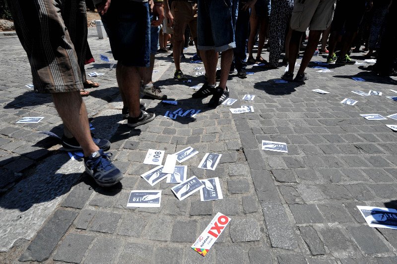 Οι νεολαίοι του ΣΥΡΙΖΑ προσπάθησαν να βάλουν το «Οχι» στην Ακρόπολη [εικόνες] | iefimerida.gr 10