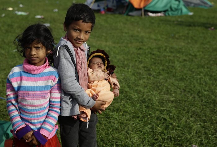 Εικόνες Αποκάλυψης στο Νεπάλ: Ξεπερνούν τους 3.200 οι νεκροί από τον σεισμό [εικόνες] | iefimerida.gr 16