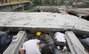 Εικόνες Αποκάλυψης στο Νεπάλ: Ξεπερνούν τους 3.200 οι νεκροί από τον σεισμό [εικόνες] | iefimerida.gr 19