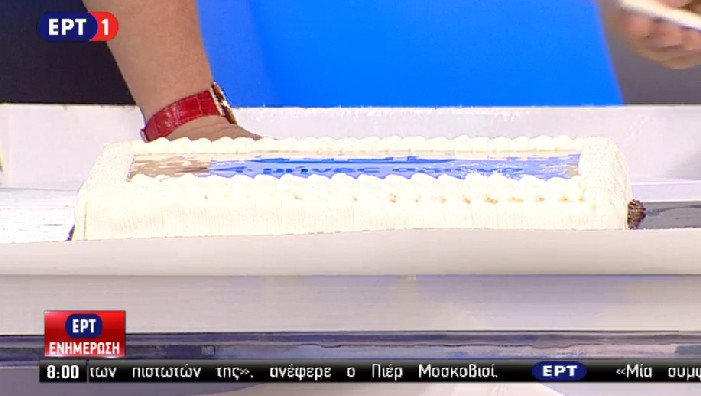 Η ΕΡΤ έκανε ντεμπούτο με Γαλανόλευκη, Εθνικό Υμνο και τούρτα! [εικόνες & βίντεο] | iefimerida.gr 3