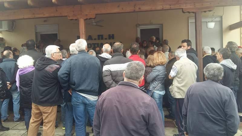 Χαλκιδική: Κάτοικοι της Ποτίδαιας έχουν μείνει έξι μήνες χωρίς νερό! [εικόνες] | iefimerida.gr 2