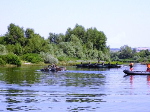 Τα ανίκητα πλωτά μέσα του Πεζικού -Ασκηση βγαλμένη από πολεμική ταινία [εικόνες] | iefimerida.gr 5