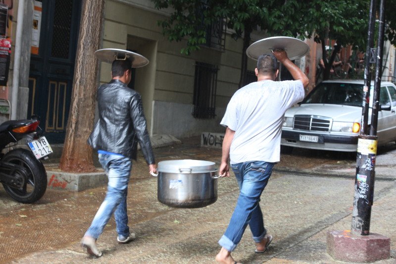 Το μπουρίνι έφερε προβλήματα -Πάνω από 190 κλήσεις για πλημμυρισμένα σπίτια στα βόρεια προάστια [εικόνες] | iefimerida.gr 5