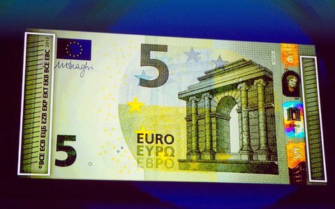 Tη Μεγάλη Πέμπτη κυκλοφορεί το νέο 5ευρω - Δείτε πώς θα είναι [εικόνα] | iefimerida.gr 0