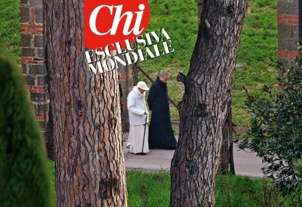 Η πρώτη φωτογραφία του Πάπα μετά την παραίτησή του [εικόνα] | iefimerida.gr 0