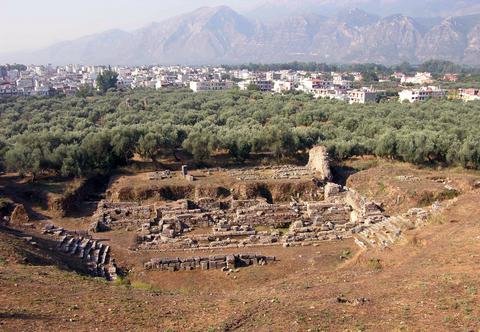 H περιπέτεια του διαμελισμένου αρχαίου θεάτρου της Σπάρτης- Επιστρέφει στη ζωή και συγκινεί παγκοσμίως | iefimerida.gr 1