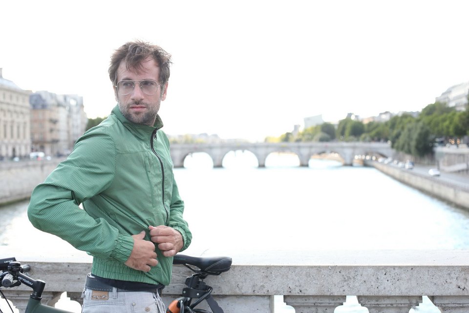  Parapatam-Kωστής Μαραβέγιας και Μανού Τσάο μαζί με νέο τραγούδι για τους πρόσφυγες [βίντεο] | iefimerida.gr 1