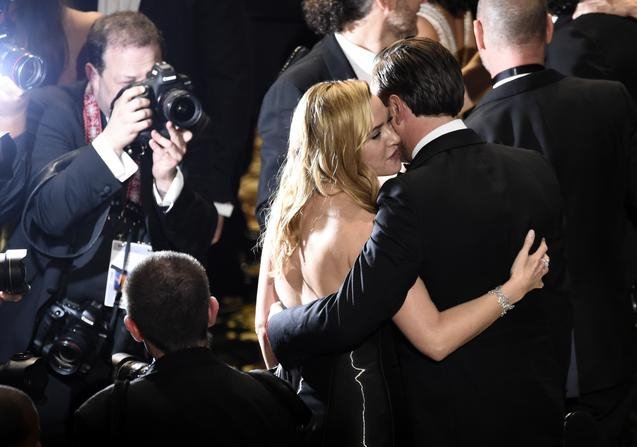 To reunion της Κέιτ Γουίνσλετ και του Λεονάρντο Ντι Κάπριο -Στα Οσκαρ, 20 χρόνια μετά τον «Τιτανικό» [εικόνες] | iefimerida.gr 3