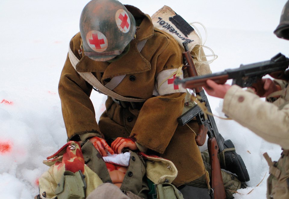 Η ιστορία πίσω από μια από τις ομορφότερες μινιατούρες για το Β' ΠΠ -Πώς έσωσαν τον δημιουργό τους [εικόνες] | iefimerida.gr 0