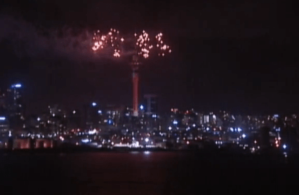 Άλλαξε ο χρόνος στη Νέα Ζηλανδία με φαντασμαγορικά πυροτεχνήματα [εικόνες] | iefimerida.gr 0