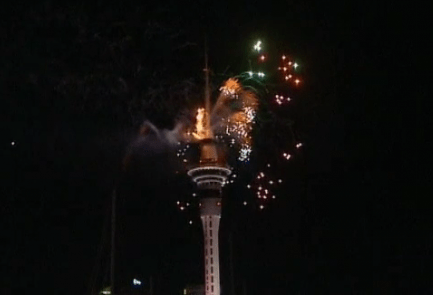 Άλλαξε ο χρόνος στη Νέα Ζηλανδία με φαντασμαγορικά πυροτεχνήματα [εικόνες] | iefimerida.gr 3