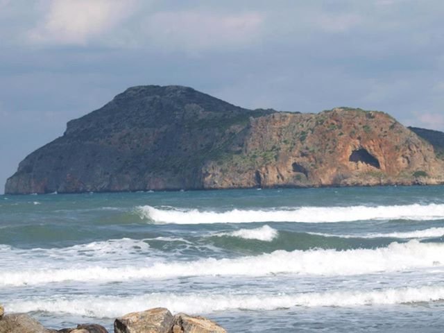 Εντυπωσιακές εικόνες στα Χανιά -Oμίχλη «εξαφάνισε» ένα ολόκληρο νησί [εικόνες] | iefimerida.gr 0