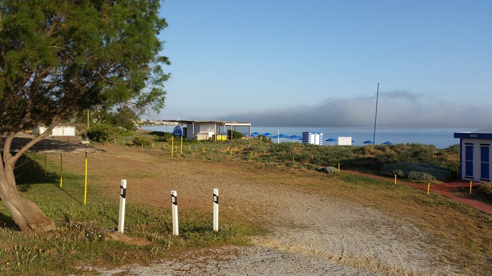 Εντυπωσιακές εικόνες στα Χανιά -Oμίχλη «εξαφάνισε» ένα ολόκληρο νησί [εικόνες] | iefimerida.gr 1