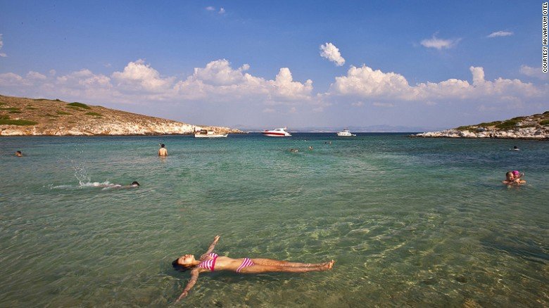 CNN: Η Σέριφος και η Χρυσή ανάμεσα στα 10 ωραιότερα νησιά της Μεσογείου [εικόνες] | iefimerida.gr 9