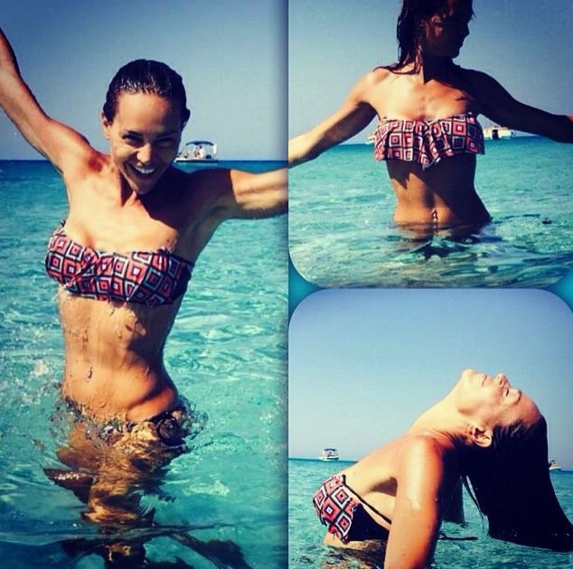 Η Νικολέτα Καρρά κάνει παιχνίδια σε τσουλήθρα με καυτό μπικίνι [εικόνες]  | iefimerida.gr 0